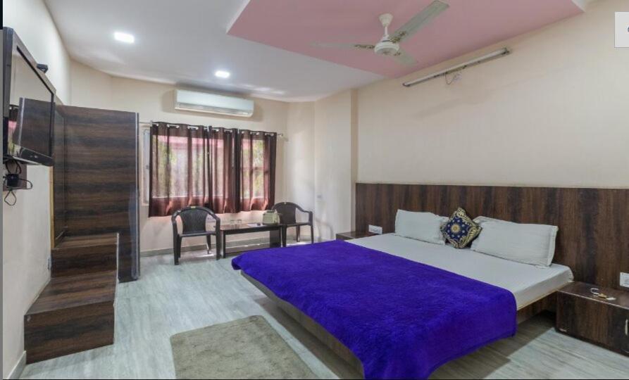 Готель Laxmi Mahal Удайпур Екстер'єр фото